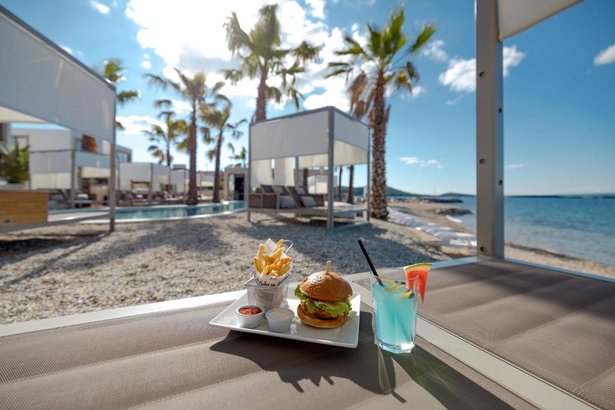 The Palms Resort Ткон Экстерьер фото